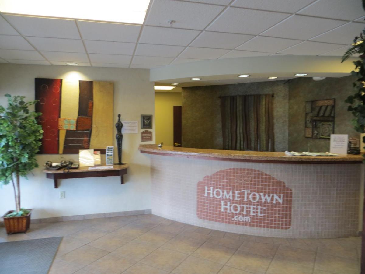  | HomeTown Hotel