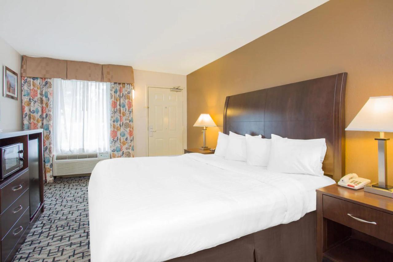  | SureStay Hotel by Best Western North Myrtle Beach