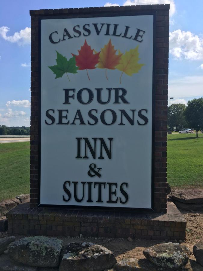  | Americas Best Value Inn & Suites Cassville Roaring River