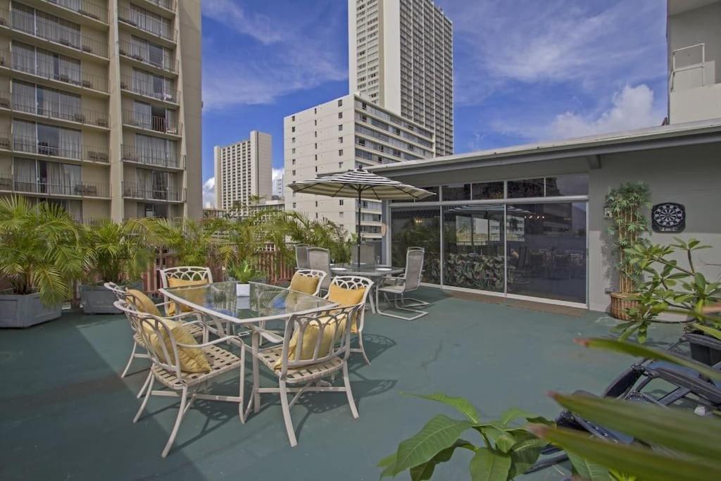  | Royal Waikiki Penthouses