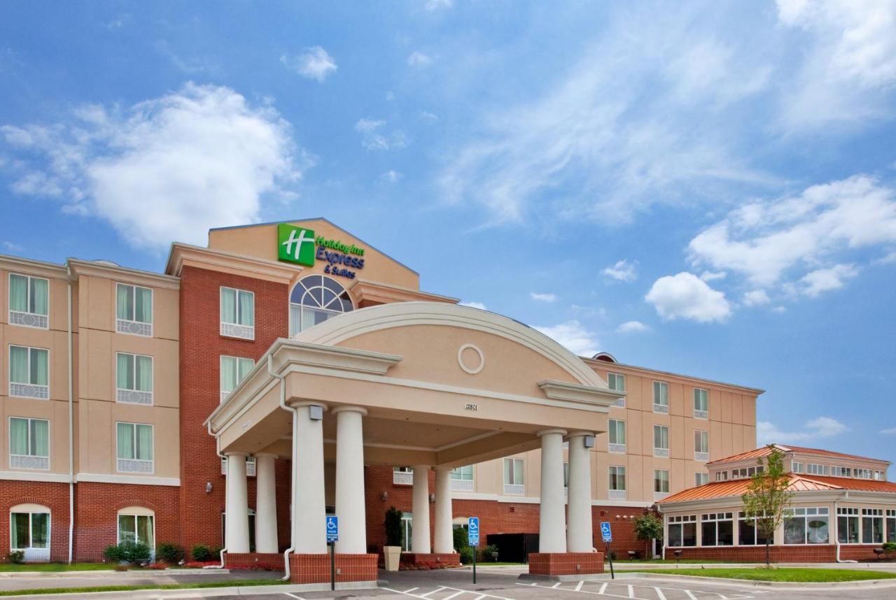  | Holiday Inn Express Hotel & Suites Kansas City - Grandview, an IHG Hotel