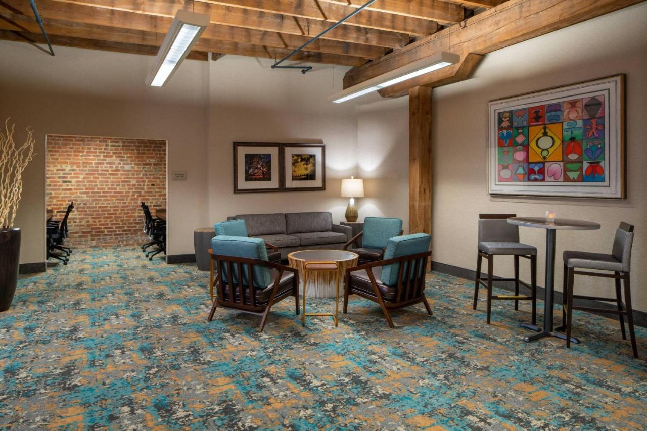  | Courtyard by Marriott New Orleans Warehouse Arts District